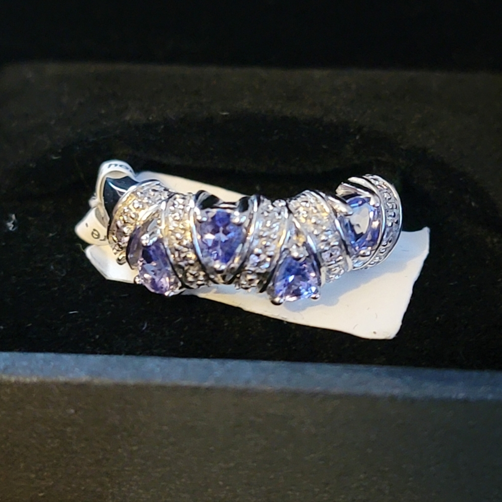 Tanzanite Sterling Silver size 7 ring